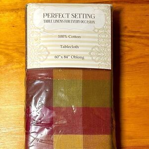 NWT perfect setting autumn tablecloth. 60x84 oblong. Never opened